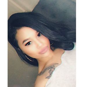 Meet your Posher, Thi eng